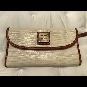 Dooney & Bourke Wallet